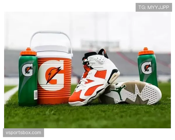 乔丹退役后还在喝Gatorade？这老头的冰箱里到底藏了多少代言货